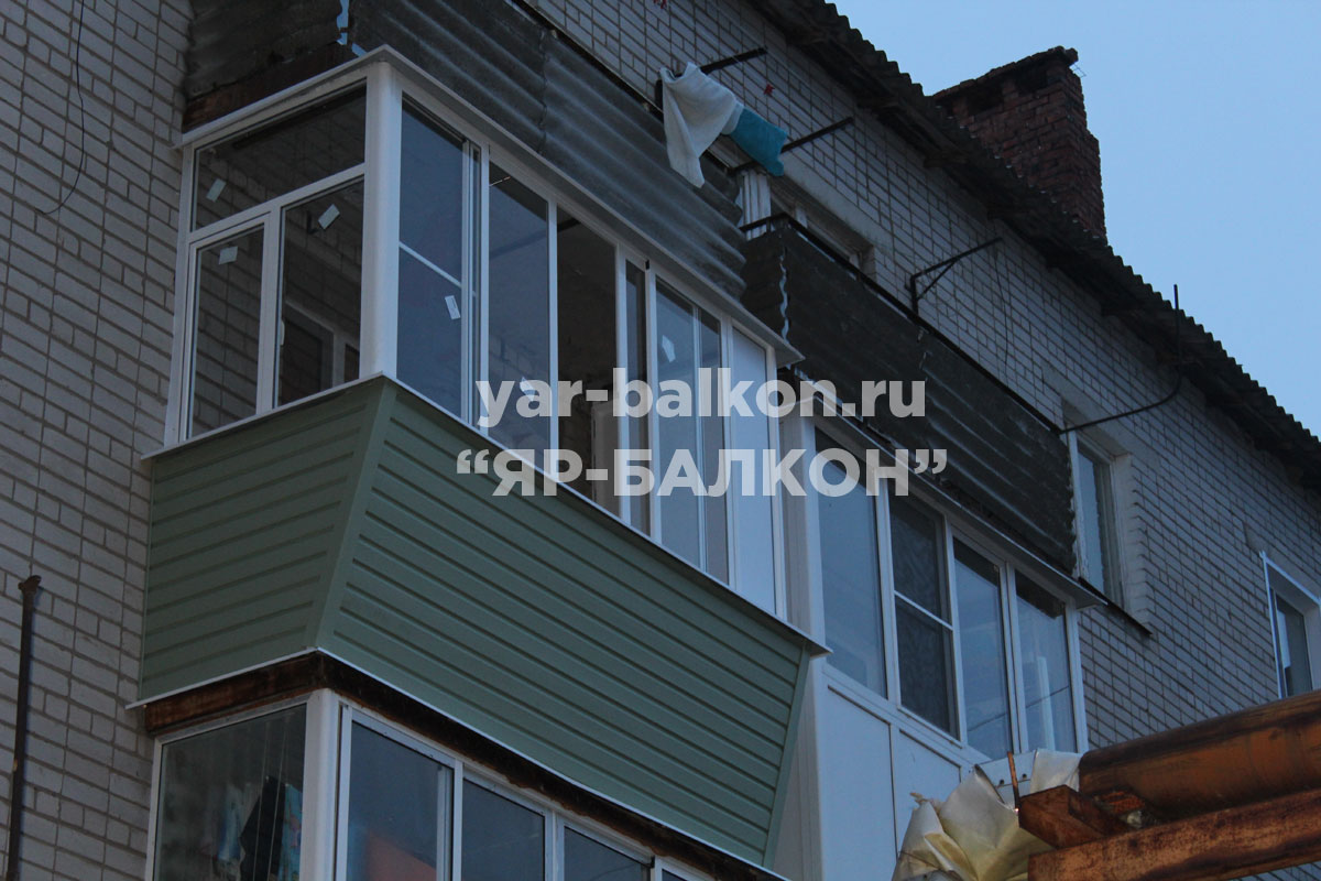 Остекление балкона шириной 3 метра с выносом в п.Кузнечиха