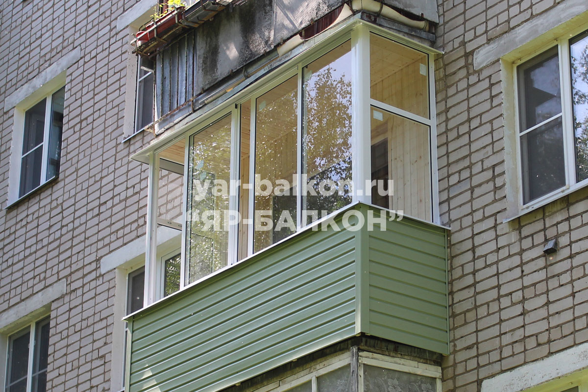 Остекление балконов хрущевок в Москве